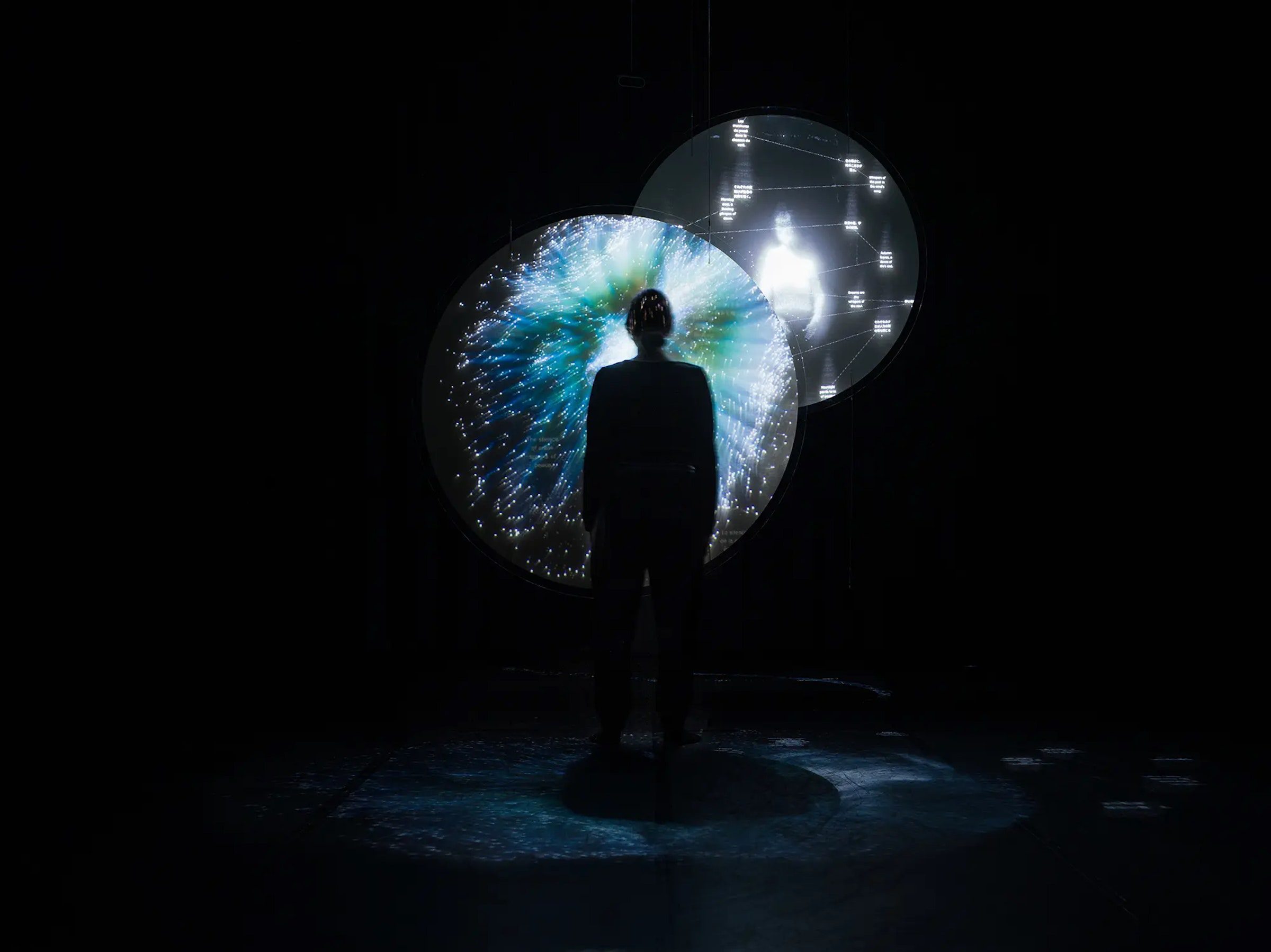 DNAを月へと打ち上げる!? アートが探求する、死後に「遺すもの」の可能性